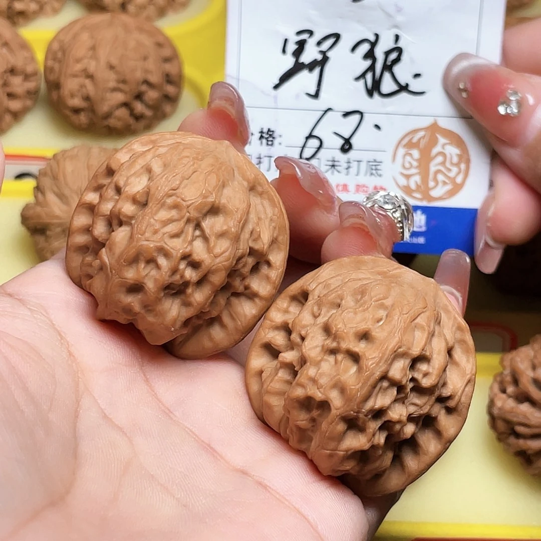 吊坠桃核15号野狼