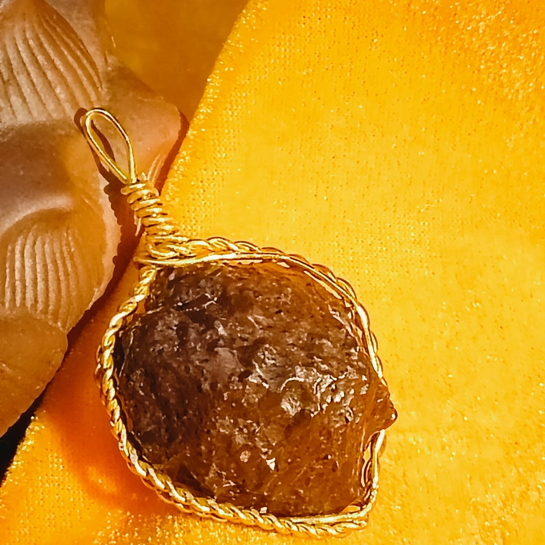 哈密碳质球粒石陨 原石无修 手工镶嵌