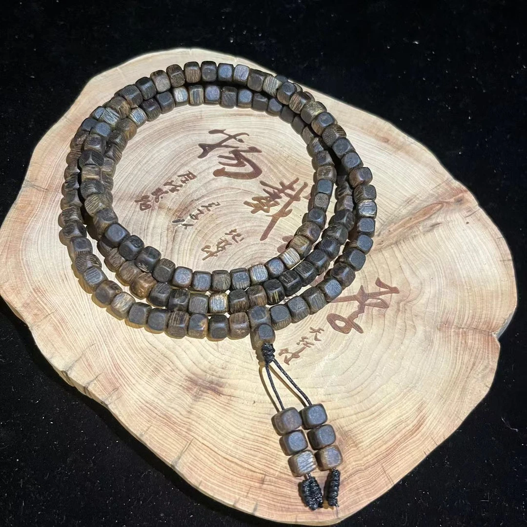 沉香顶峰香阁窖藏国香奇楠沉水虫漏方糖珠长串05mm（多样发其一）