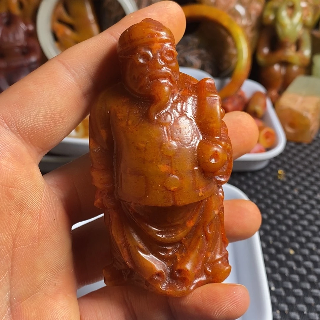 透闪石-蛇纹石玉合金颈饰