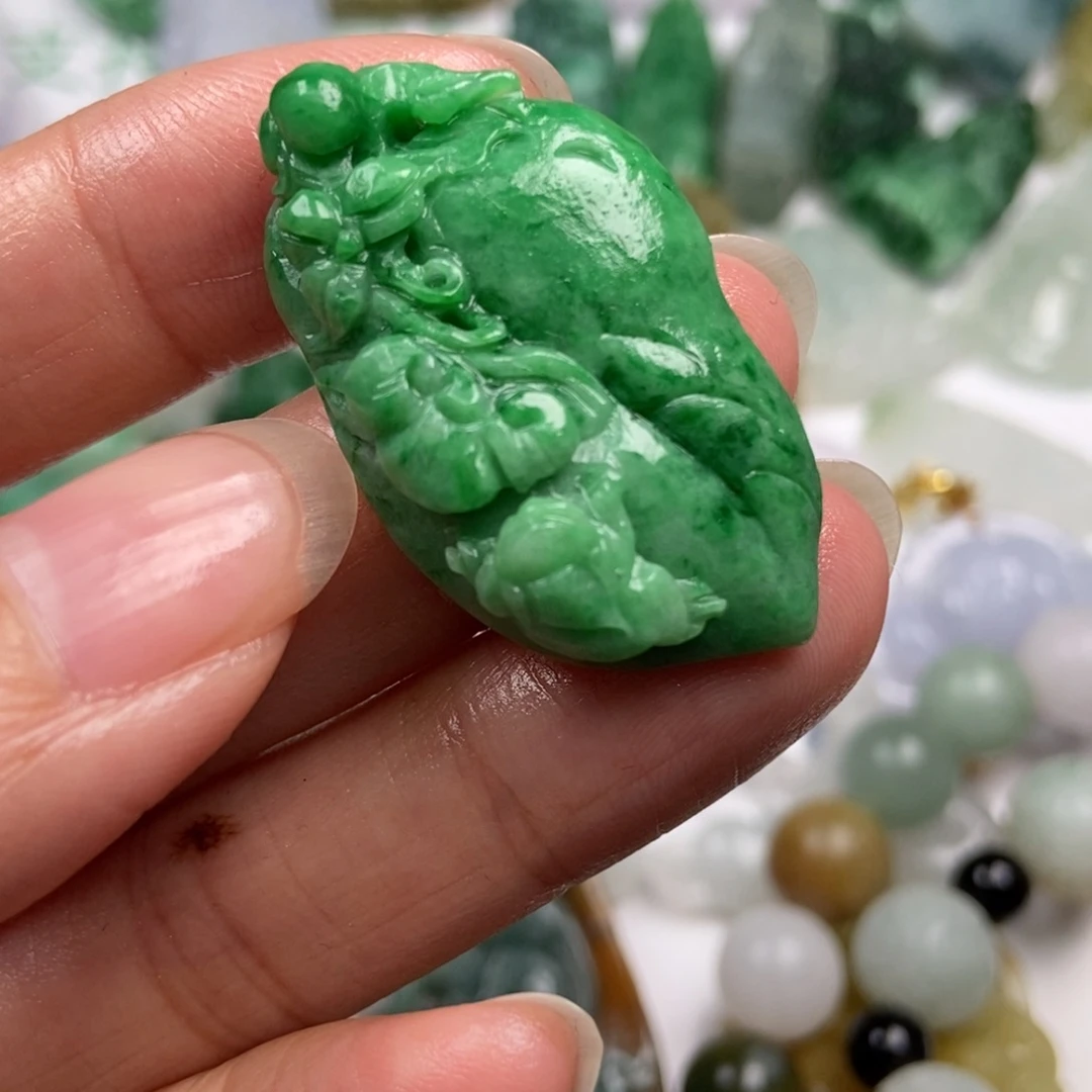 定制翡翠未镶嵌翡翠