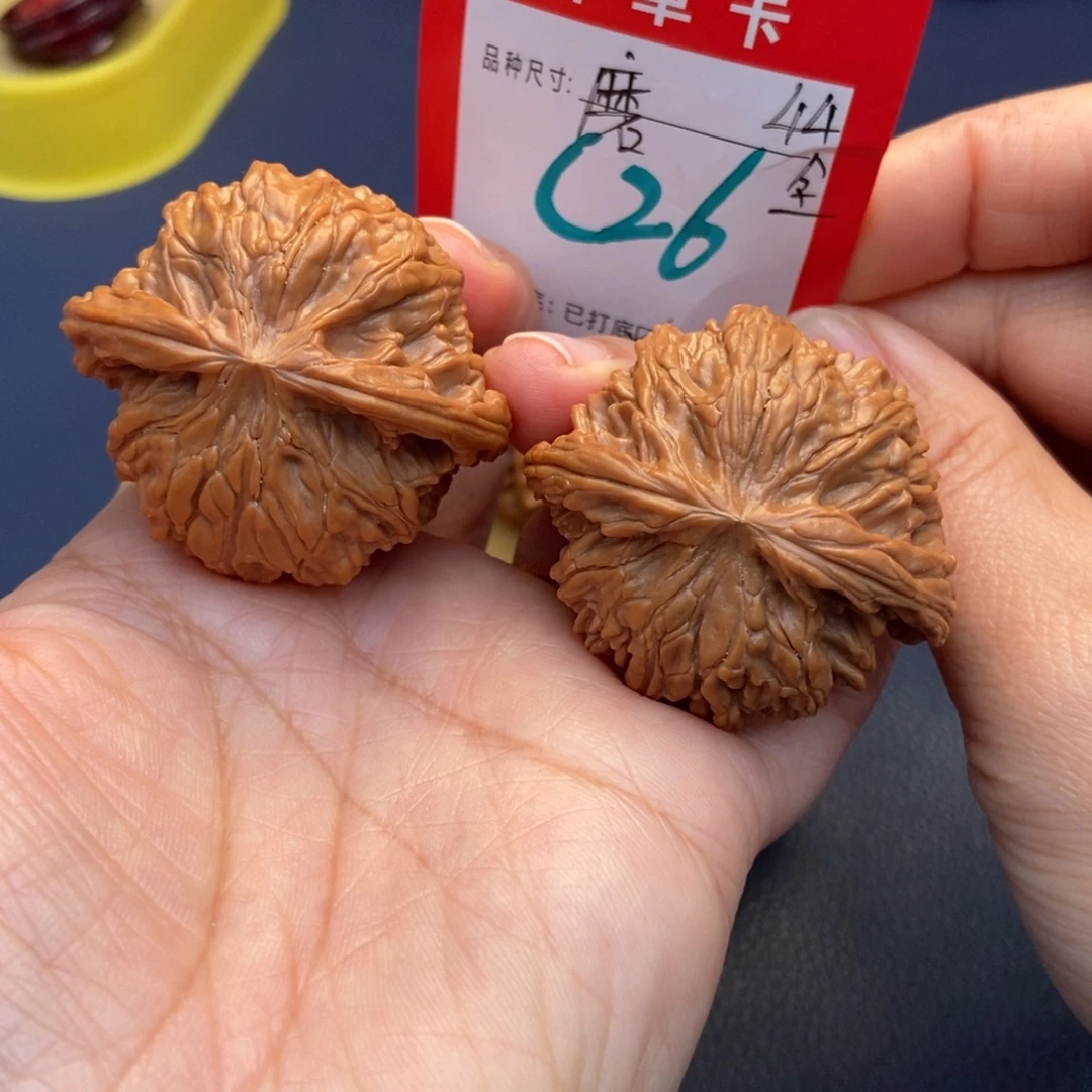 吊坠文玩核桃文玩核桃
