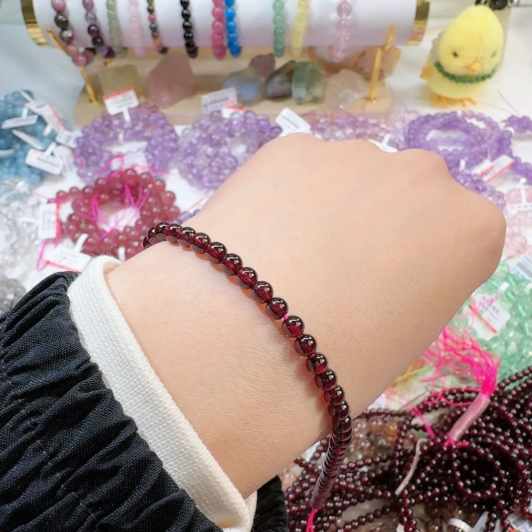 水晶手链未镶嵌石榴石