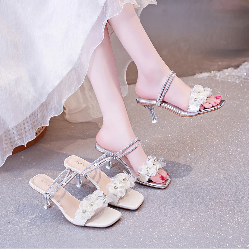 细跟粗跟软底两穿凉鞋女2025夏季新款水钻仙女风百搭时尚高跟鞋女