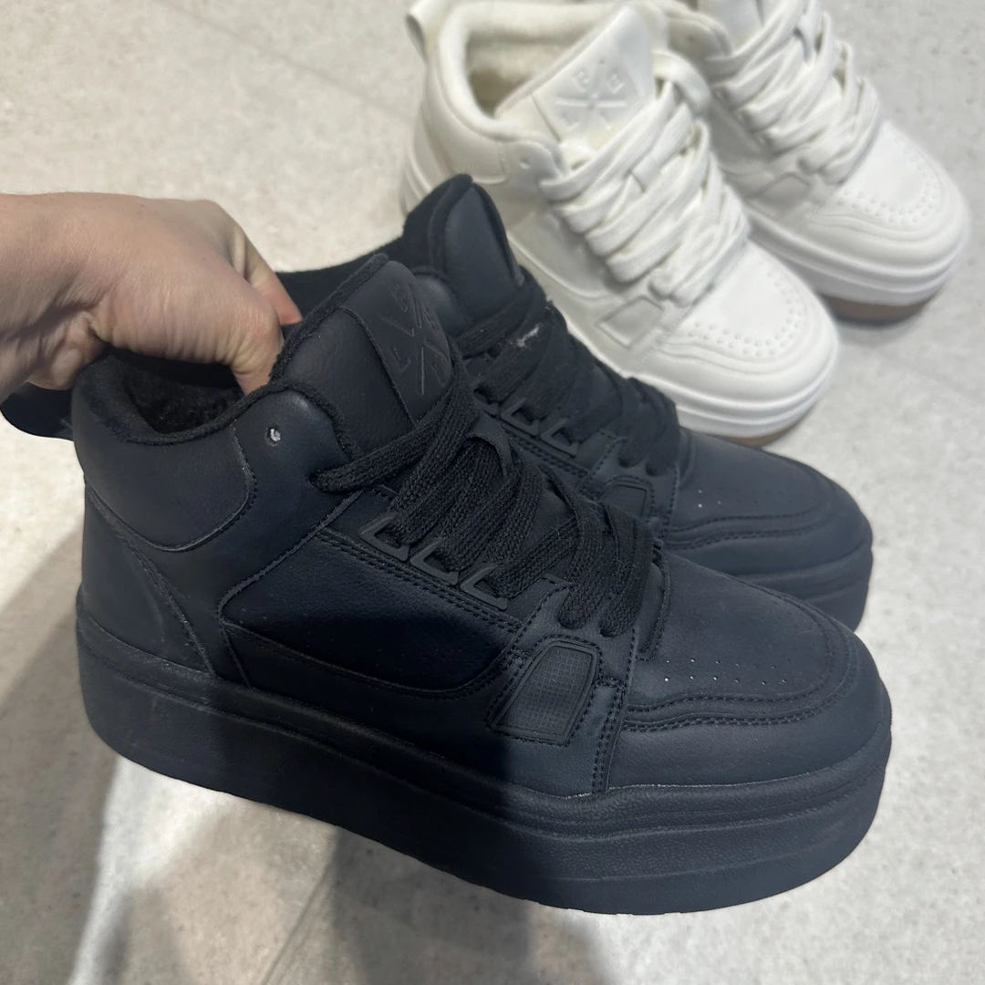 冬季高帮小白鞋做旧复古擦色厚底加绒系带拼色休闲板鞋女鞋