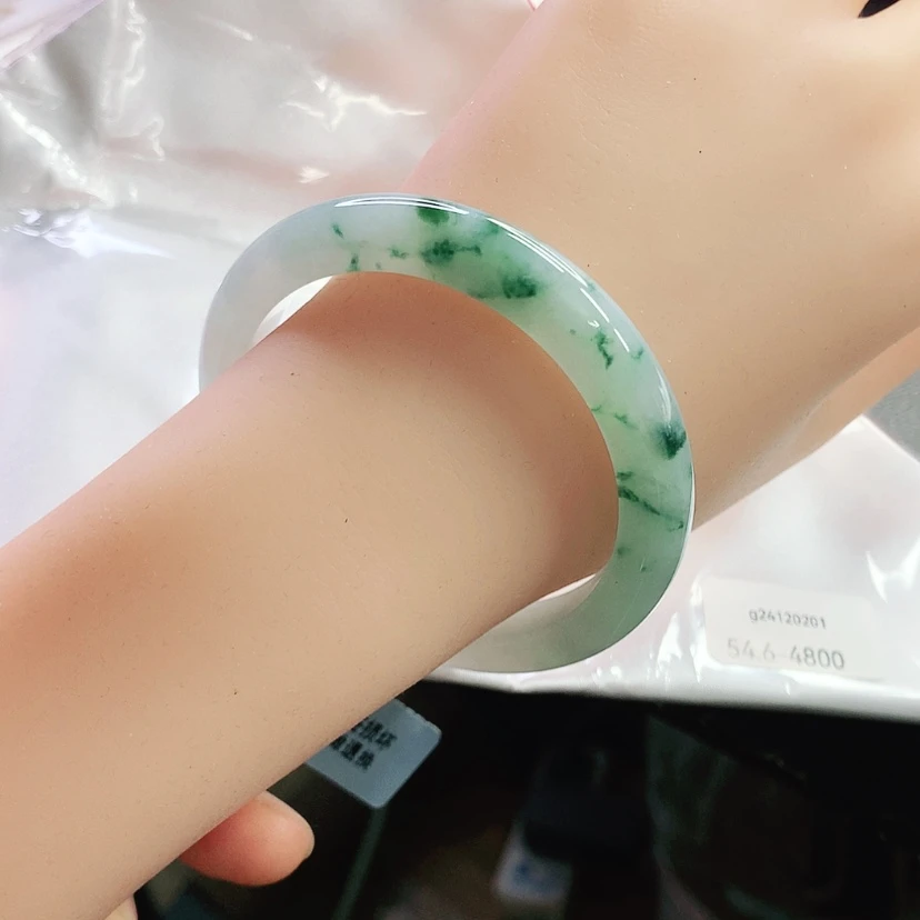 【闪购商品】翡翠手镯未镶嵌54➕圈口