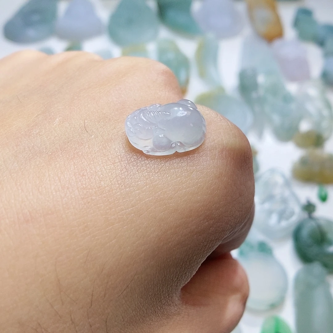 定制翡翠未镶嵌貔貅