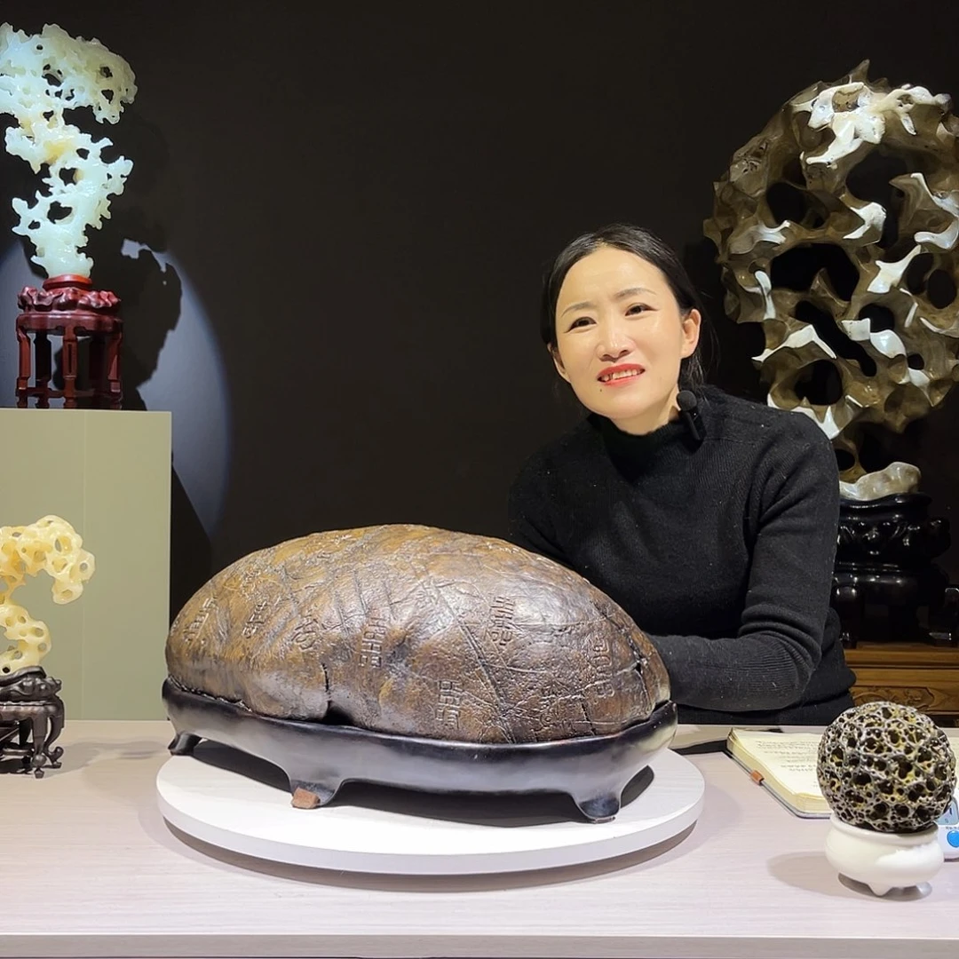 用****成太湖石，太湖石摆件