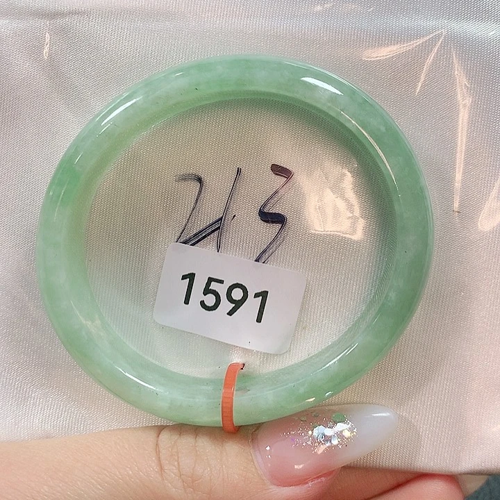 翡翠手镯未镶嵌天然翡翠手镯53