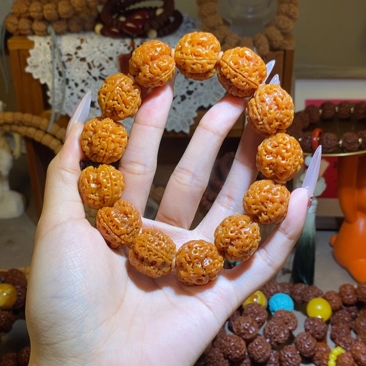 金刚菩提手串224半玉华肉一物