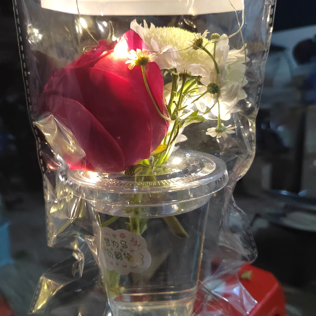 一杯子花，杯花带灯光效果