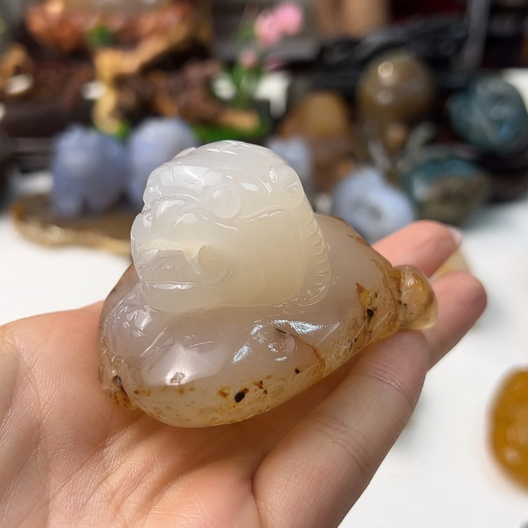 玛瑙/玉髓颈饰未镶嵌