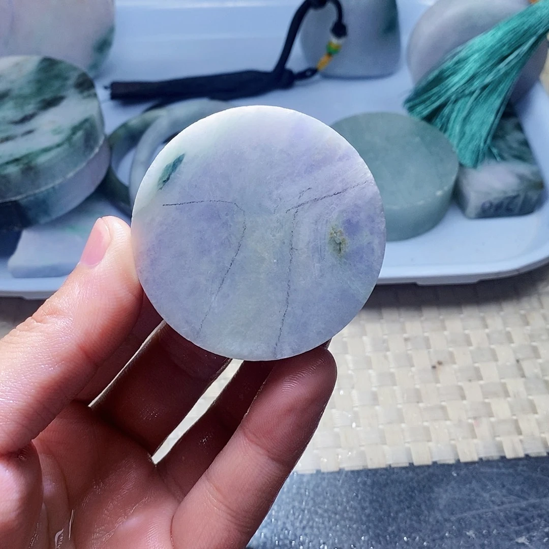 翡翠未镶嵌颈饰655