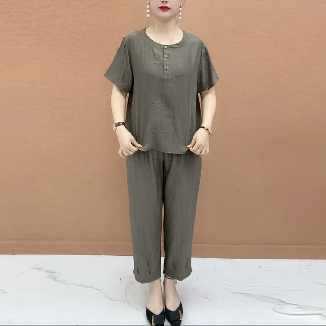 洋气中老年套装女2025夏新款大码妈妈装圆领纯色小衫两件套宽松