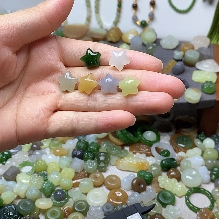 未镶嵌和田玉挂件98一个多样性发其一