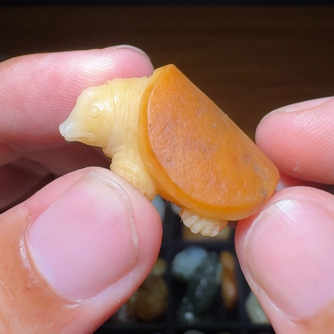 海***哥颈饰未镶嵌和田玉