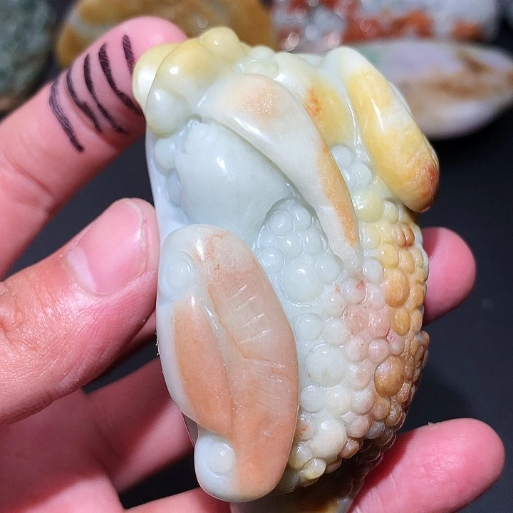 翡翠未镶嵌颈饰保真天然a货翡翠