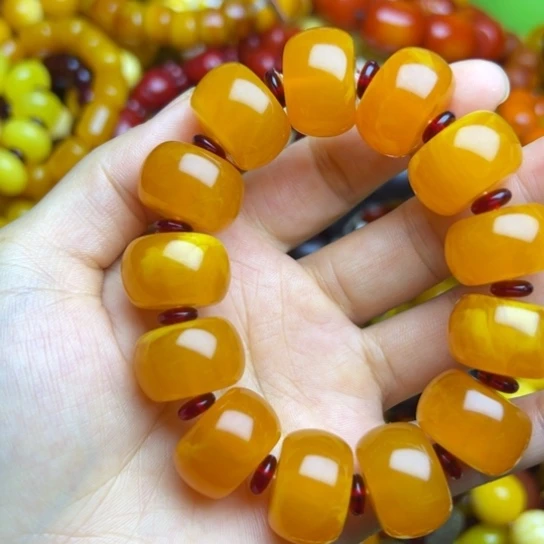 琥珀未镶嵌手链蜜蜡