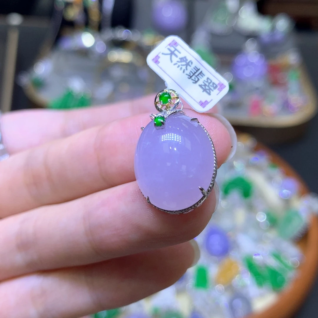 翡翠18K金镶嵌颈饰翡翠吊坠项链