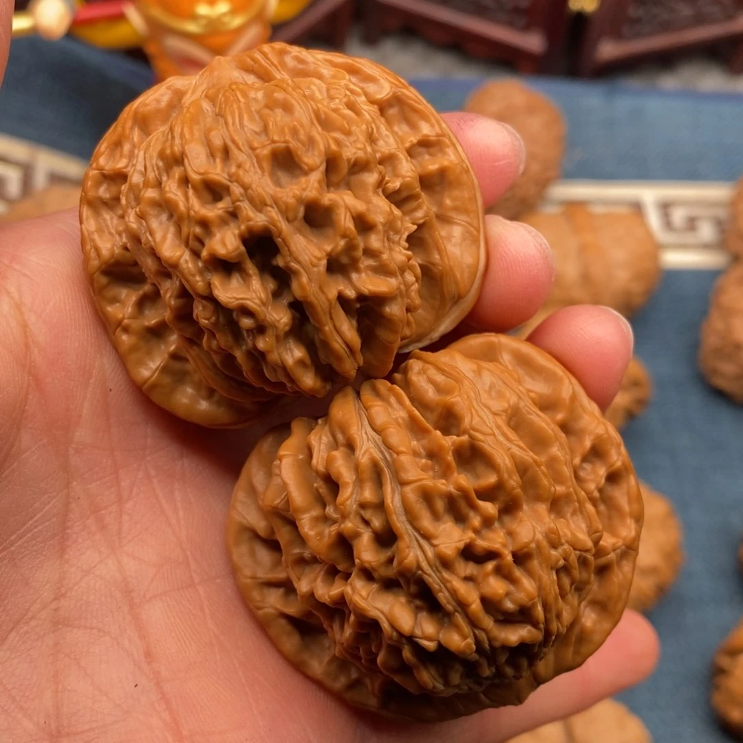 文玩核桃把件46全品平谷楼