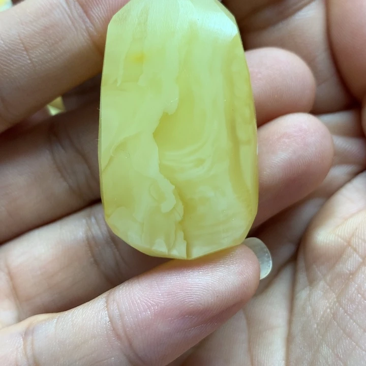 未镶嵌定制琥珀鱼**仓蜜蜡工坊原石定制