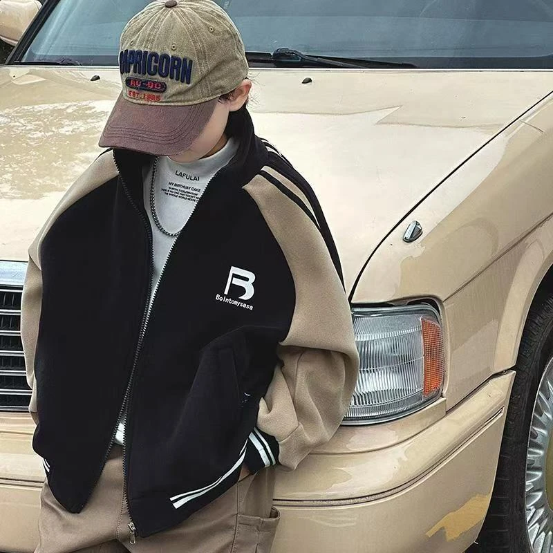 儿童男童女童休闲洋气帅气春秋R字母外套