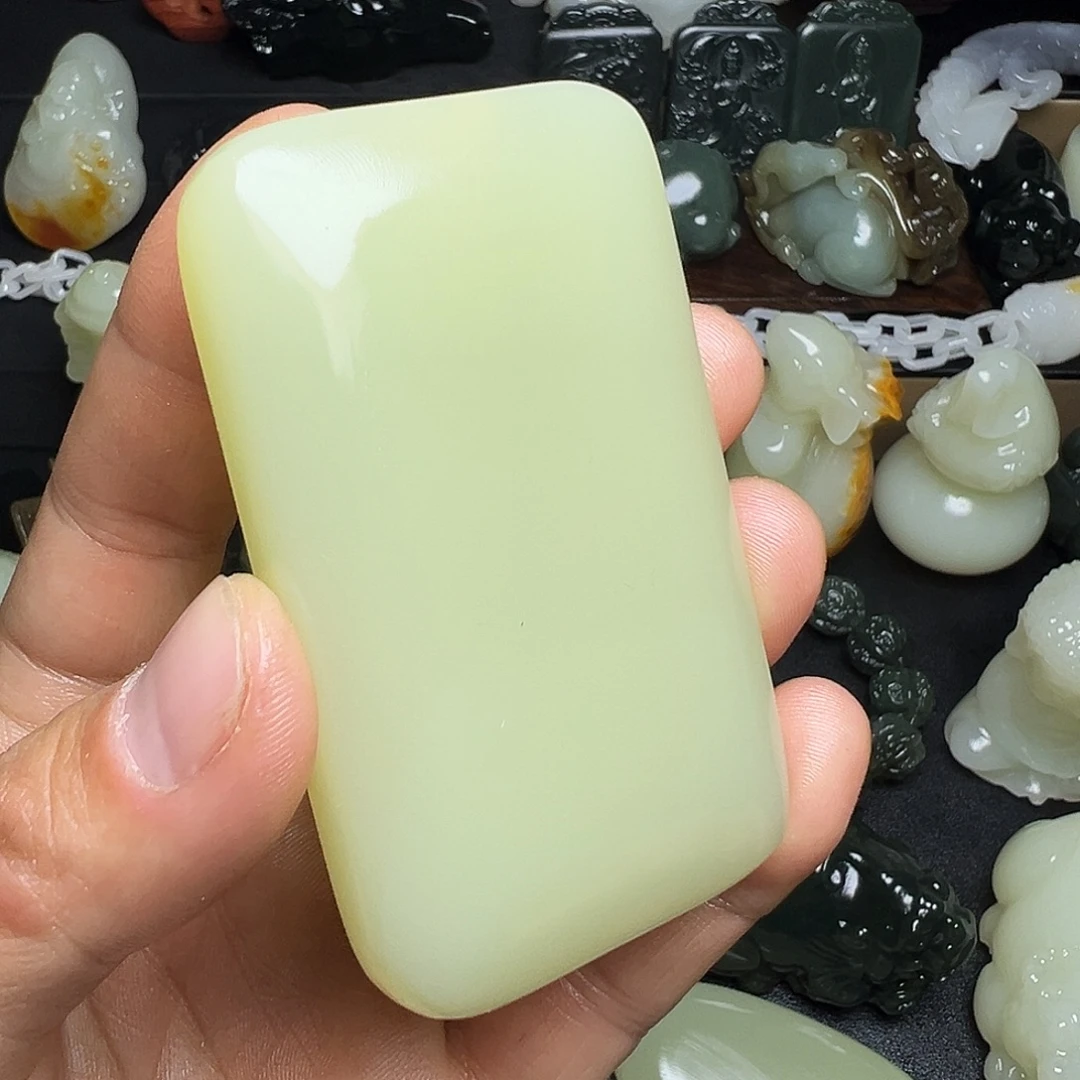 软玉未镶嵌把件新疆天然料子精品