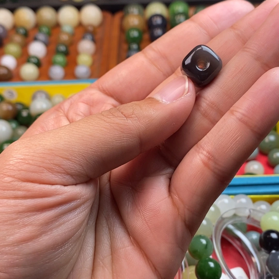 和田玉未镶嵌珠宝奇石卡11x12浓紫y