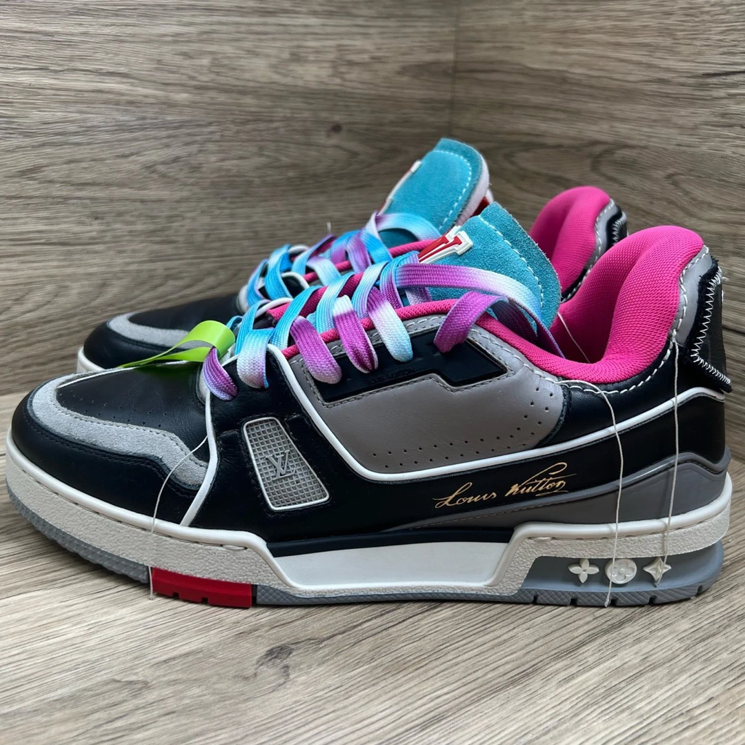 99新 LouisVuitton/路易威登 Trainer 黑灰粉板鞋 39.5码