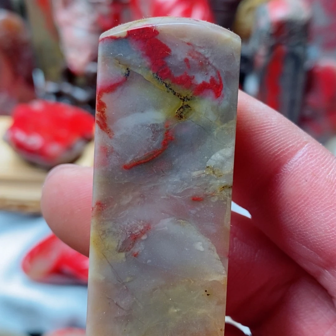 昌化鸡血石昌化鸡血石印章