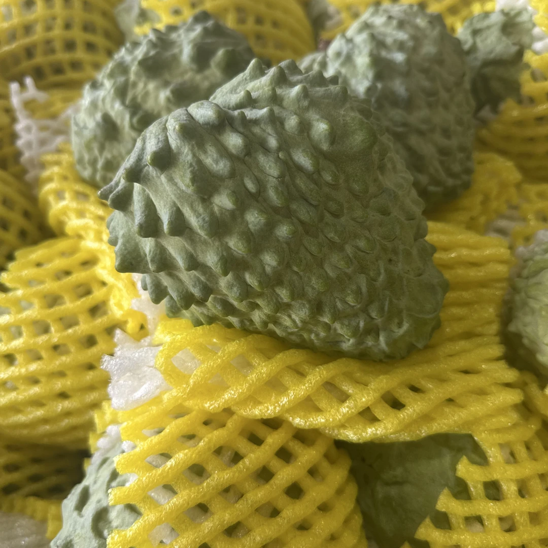 台湾佛头果牛奶凤梨释迦新鲜香甜多汁水果现摘现发蕃荔枝