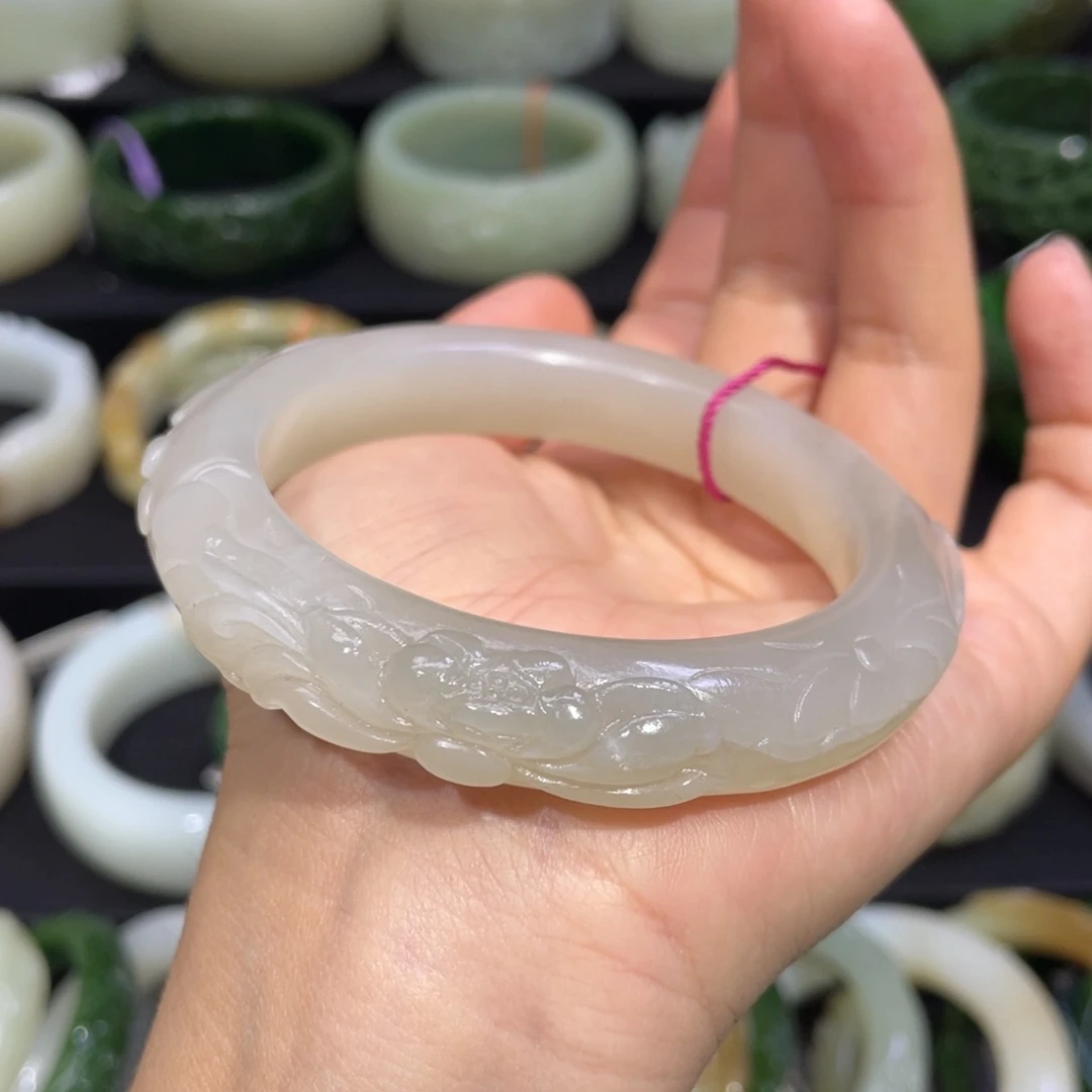 未镶嵌手镯和田玉15