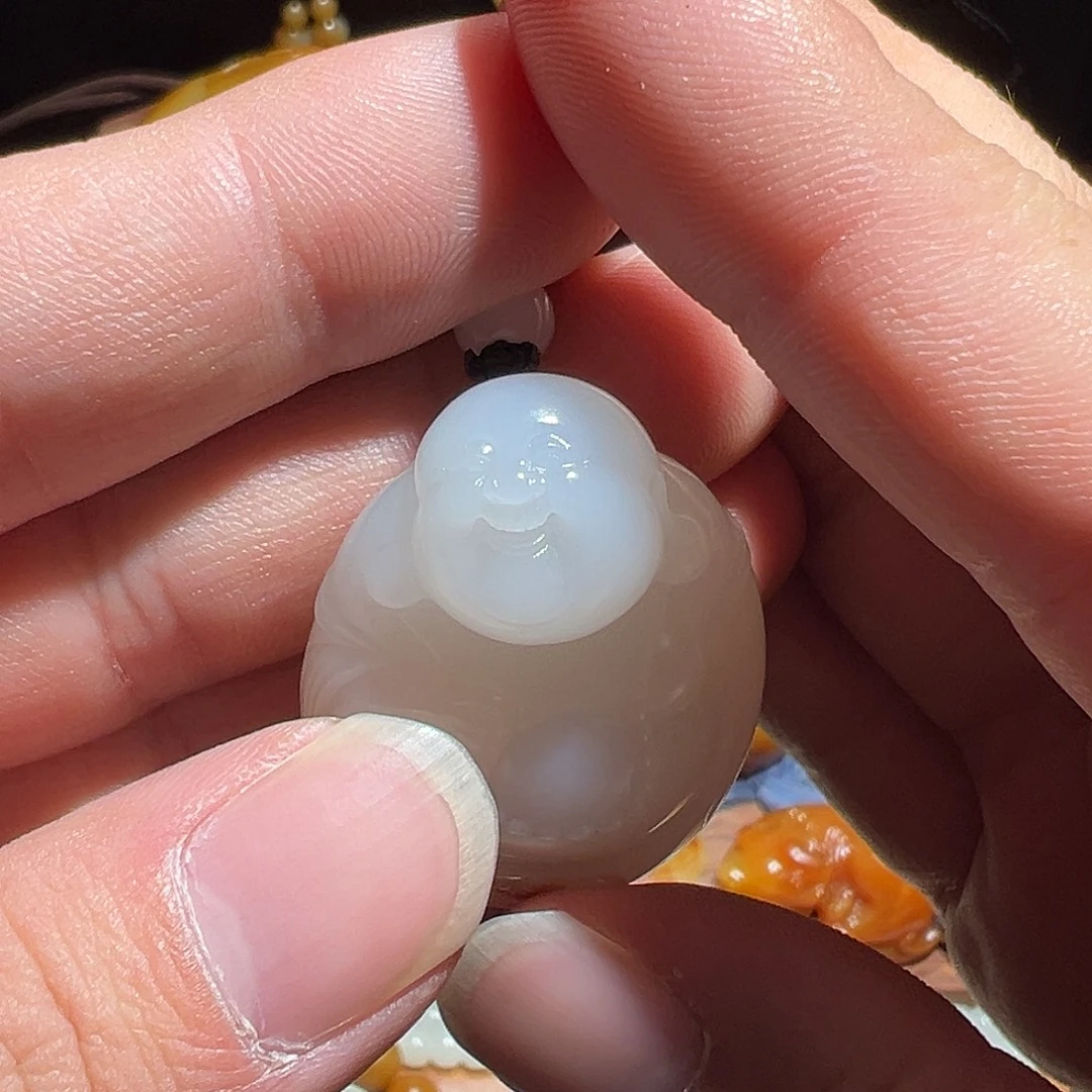 使***）和田玉未镶嵌颈饰