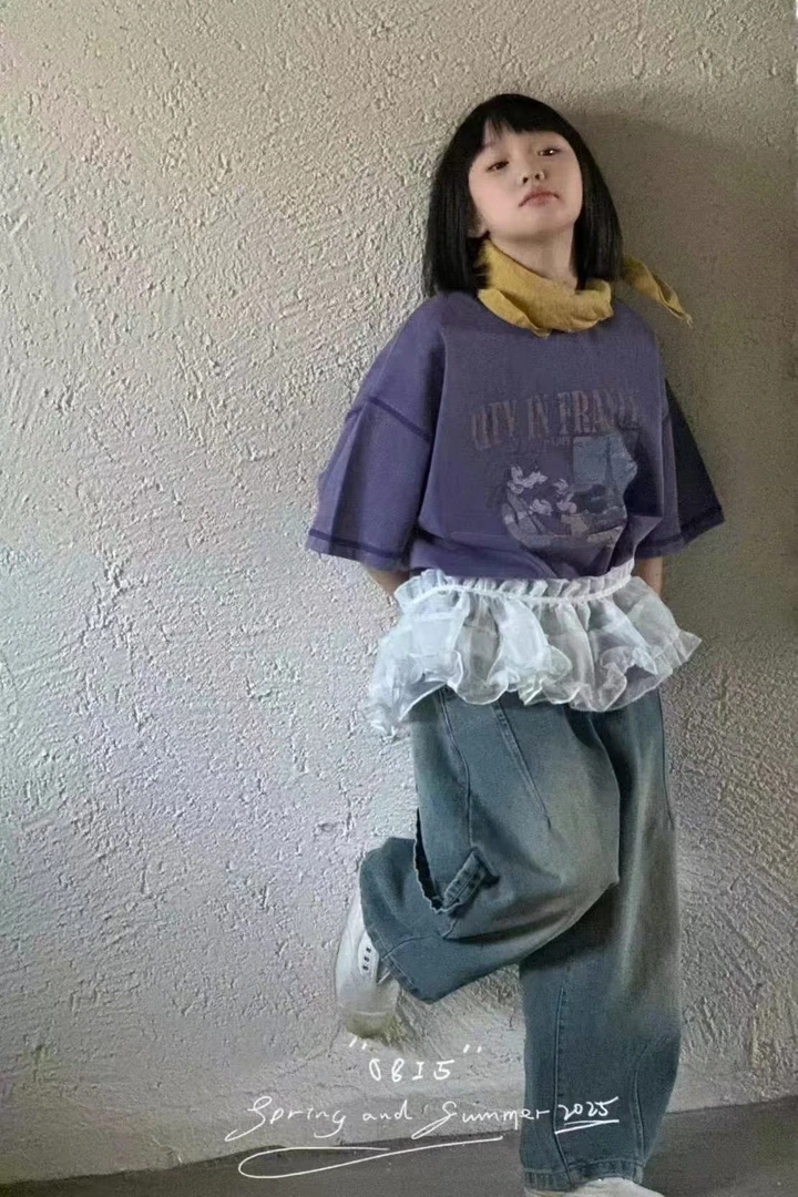 子田童装推荐（简单印花T加牛仔裤）