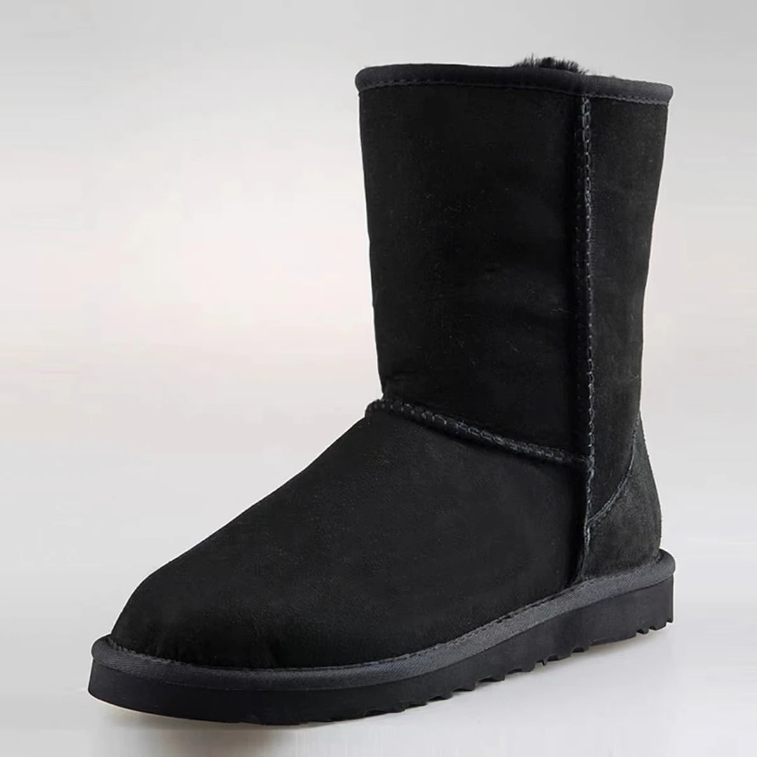 5825 雪地靴女士经典款中筒防水鞋靴子