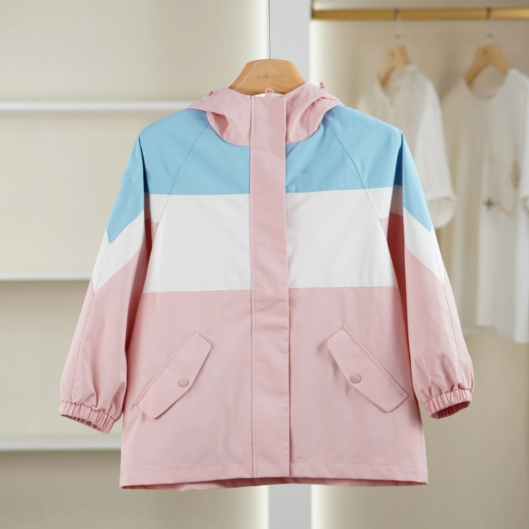 麦迪尚品【伯】51201179 春季时尚休闲撞色连帽冲锋衣外套童装品牌