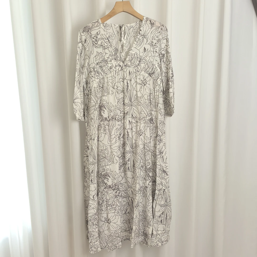 新款桑蚕丝连衣裙 L24701