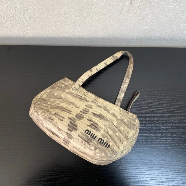 95新 MIU MIU/缪缪 蛇纹压印蝴蝶结hobo手提包底长20 123819