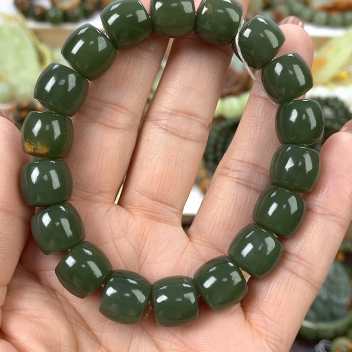 【闪购商品】透闪石质玉手串未镶嵌