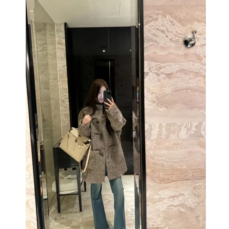 一只雪雪【牛角扣】新款秋冬气质韩系立领厚款宽松撞色保暖毛呢外套