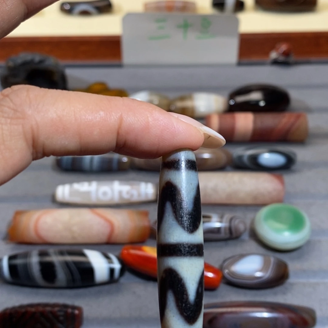 玛瑙/玉髓颈饰未镶嵌小****n