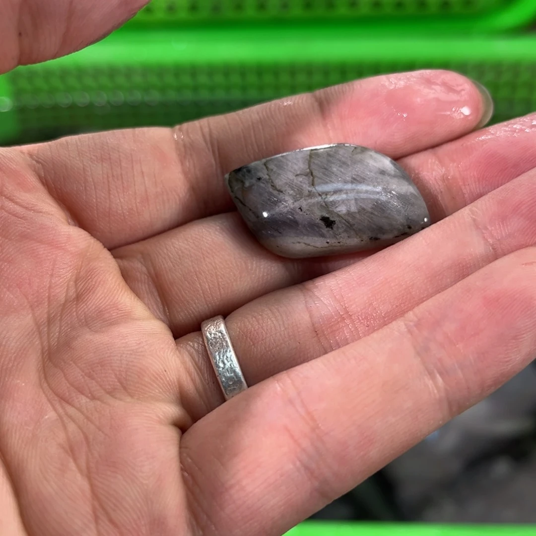 拉长石吊坠未镶嵌五*初