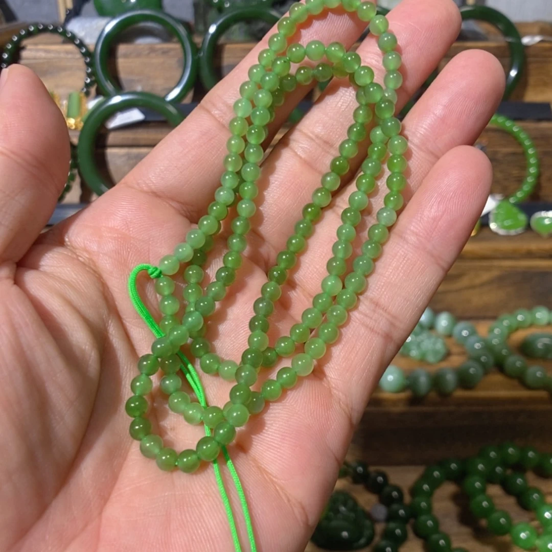 【闪购商品】吊坠(不含链)未镶嵌和田玉乌兰海碧玉项链 4