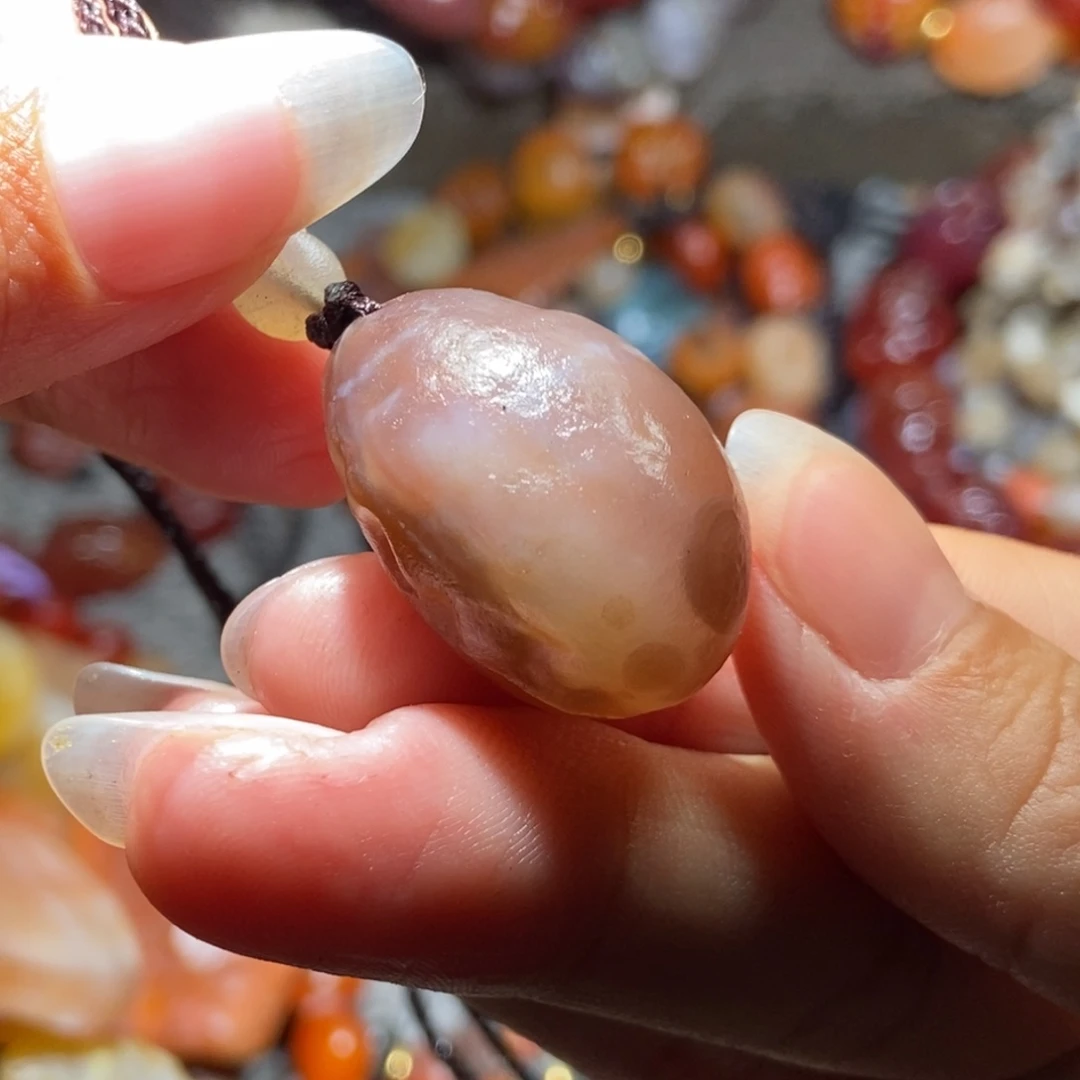 玛瑙/玉髓未镶嵌珠宝半成品