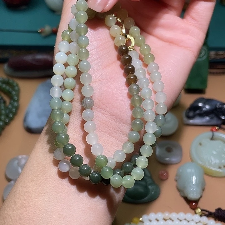 颈饰未镶嵌和田玉