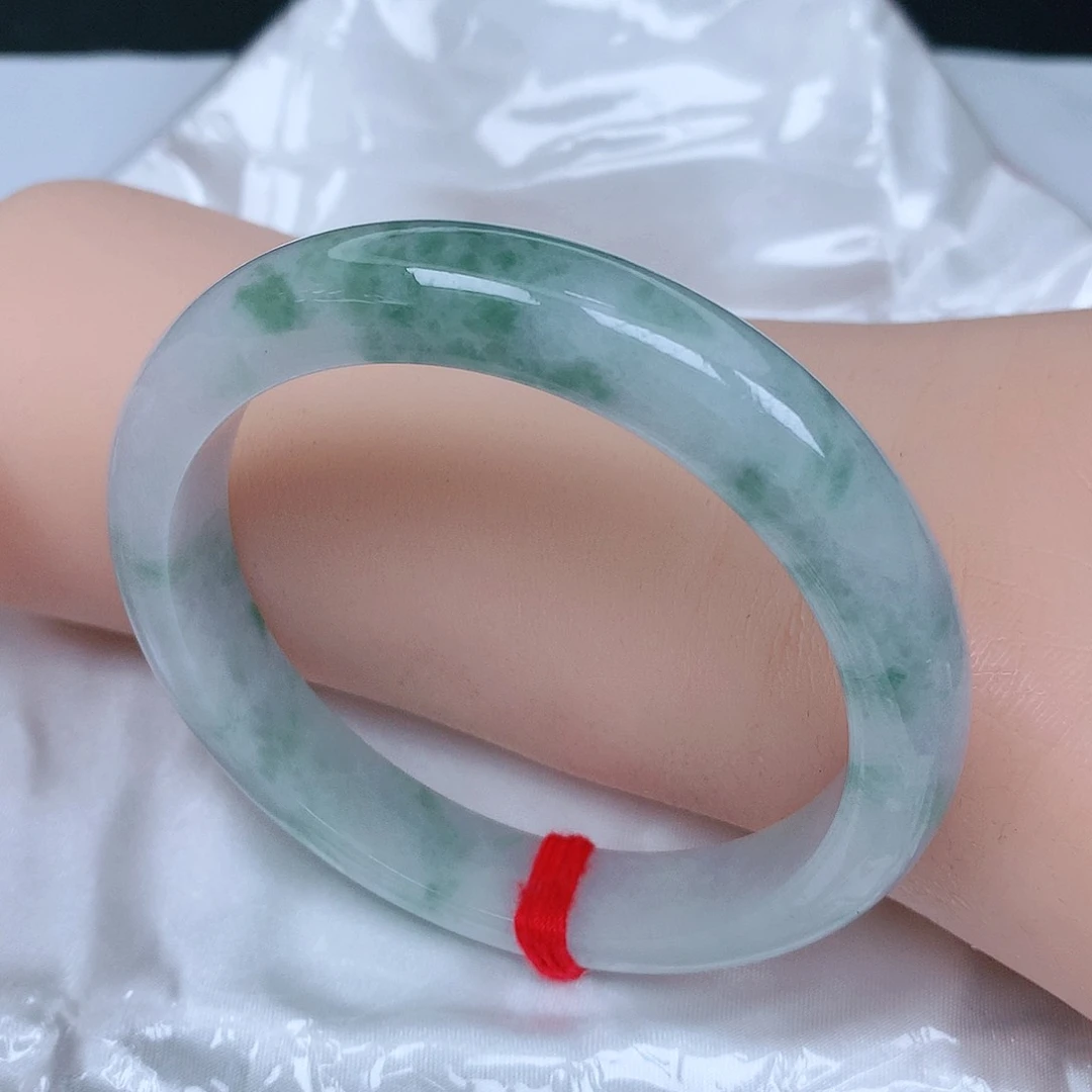 【闪购商品】翡翠手镯未镶嵌，57