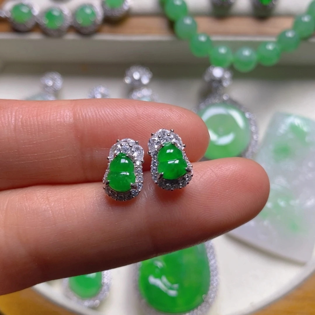 翡翠颈饰银S925镶嵌葫芦耳钉