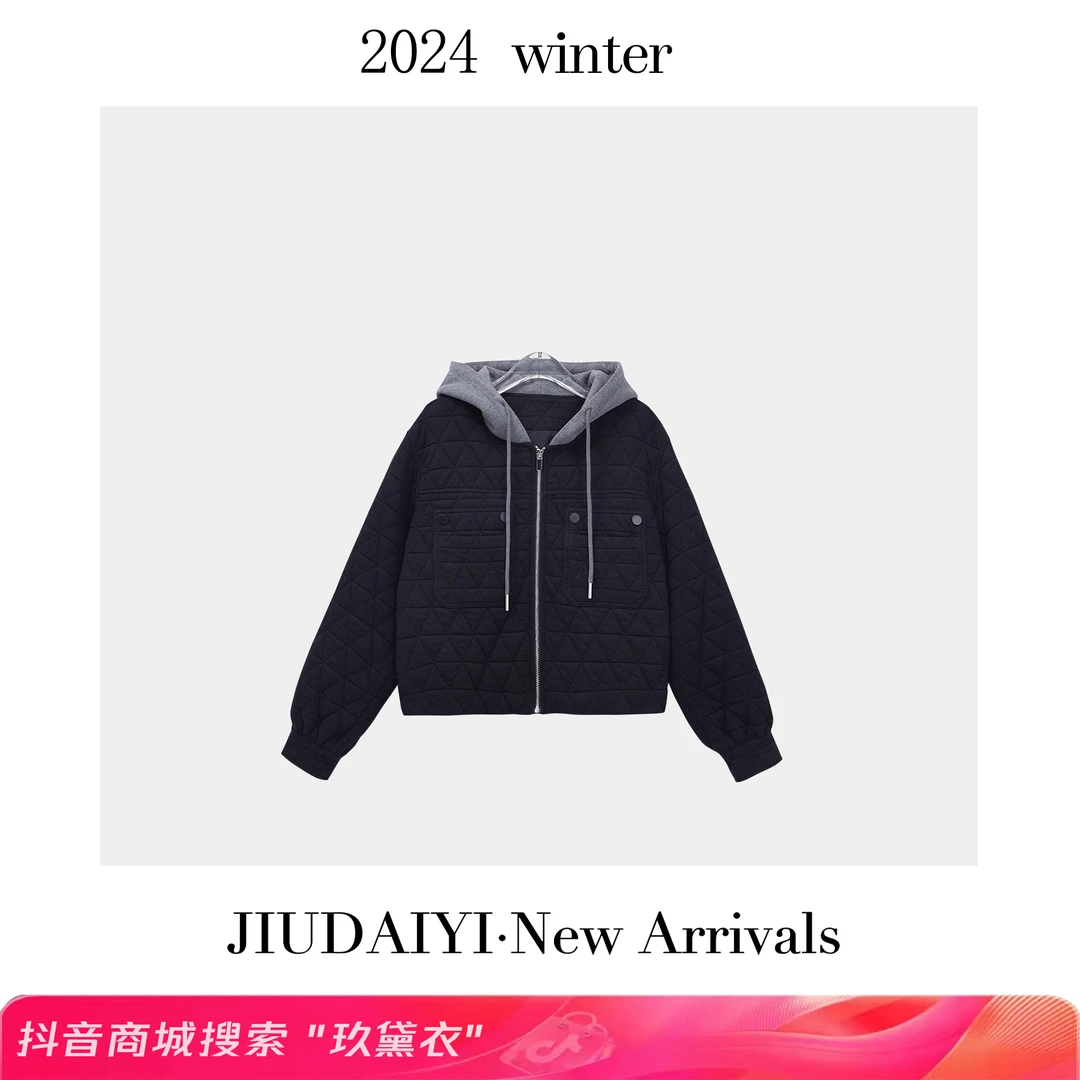 玖黛衣【黑骑士】秋冬新款时尚休闲百搭连帽长袖外套棉服WTP34173