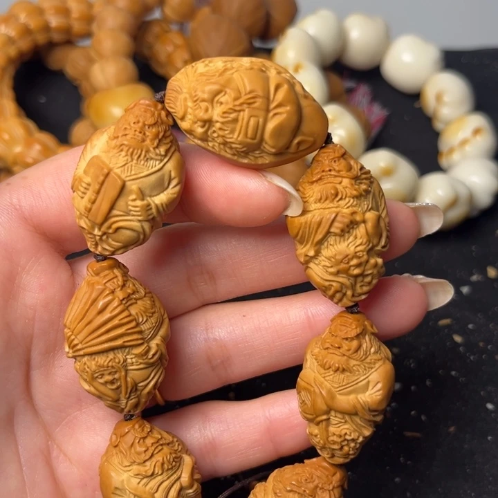 橄榄核手串全身钟馗