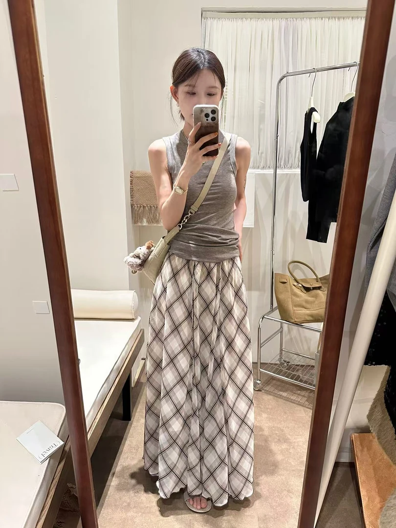 Peach自制  ’榛子可露丽‘高级垂感飘逸复古格子设计感半身裙10578